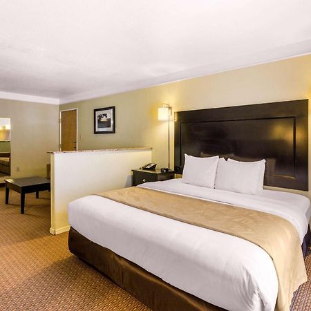 Quality Inn & Suites Gallup I-40 Exit 20 מראה חיצוני תמונה