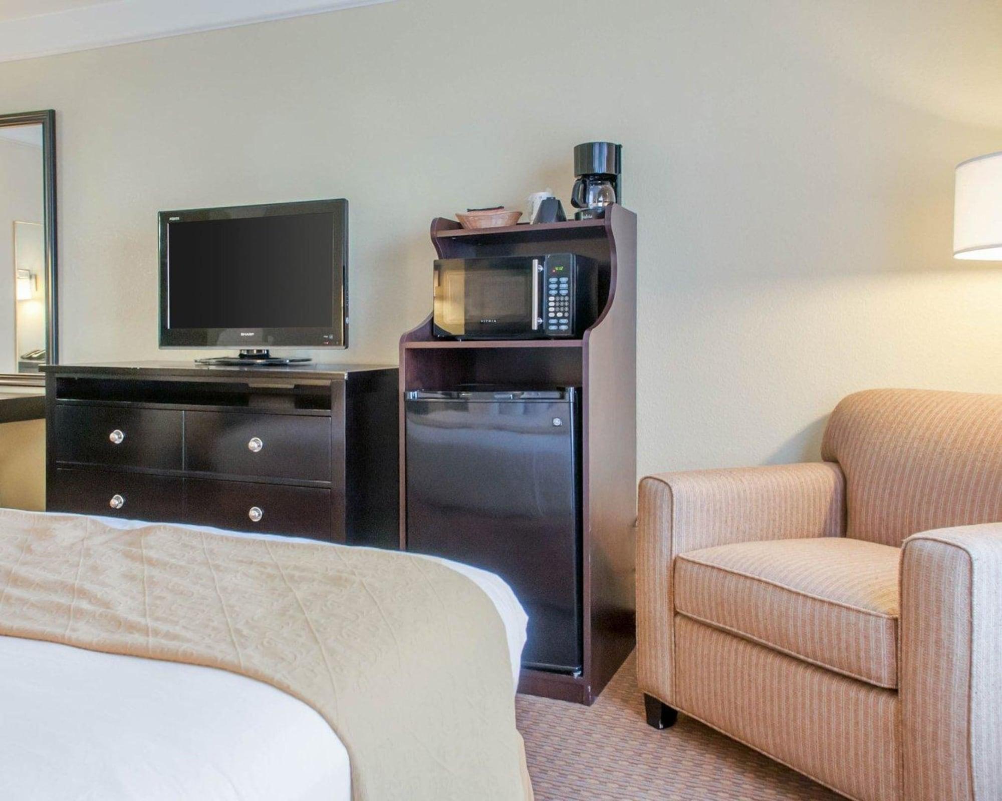 Quality Inn & Suites Gallup I-40 Exit 20 מראה חיצוני תמונה