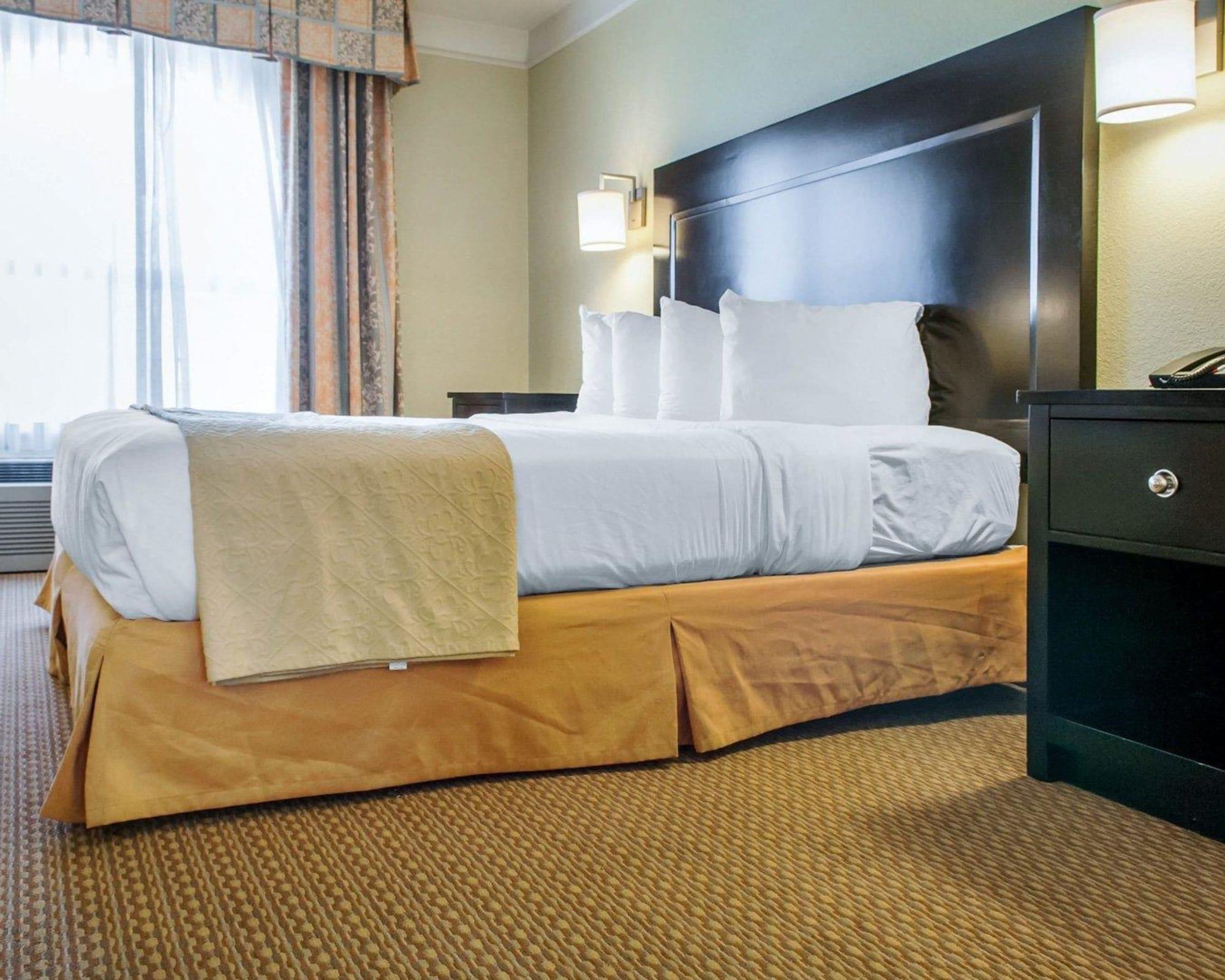 Quality Inn & Suites Gallup I-40 Exit 20 מראה חיצוני תמונה