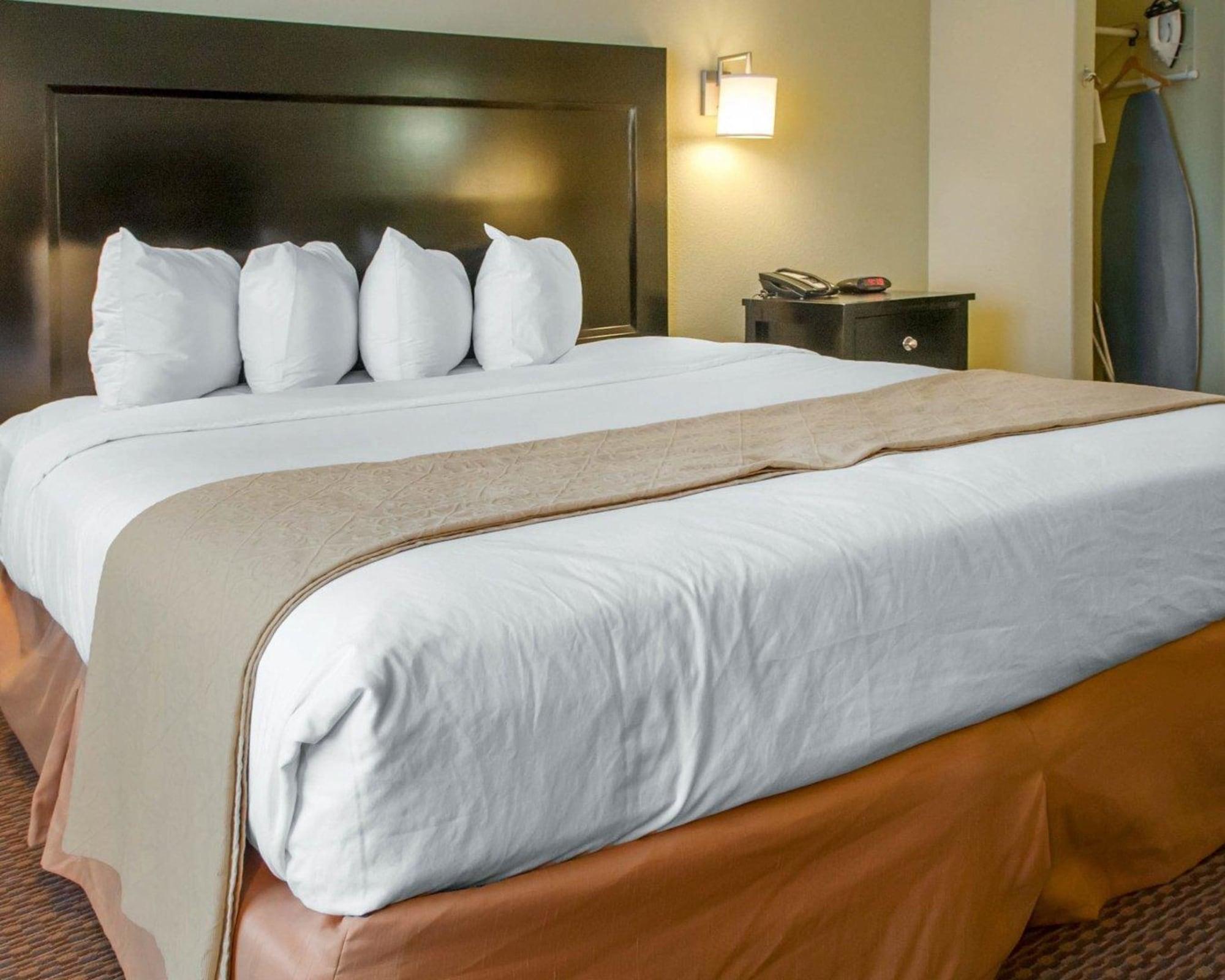Quality Inn & Suites Gallup I-40 Exit 20 מראה חיצוני תמונה