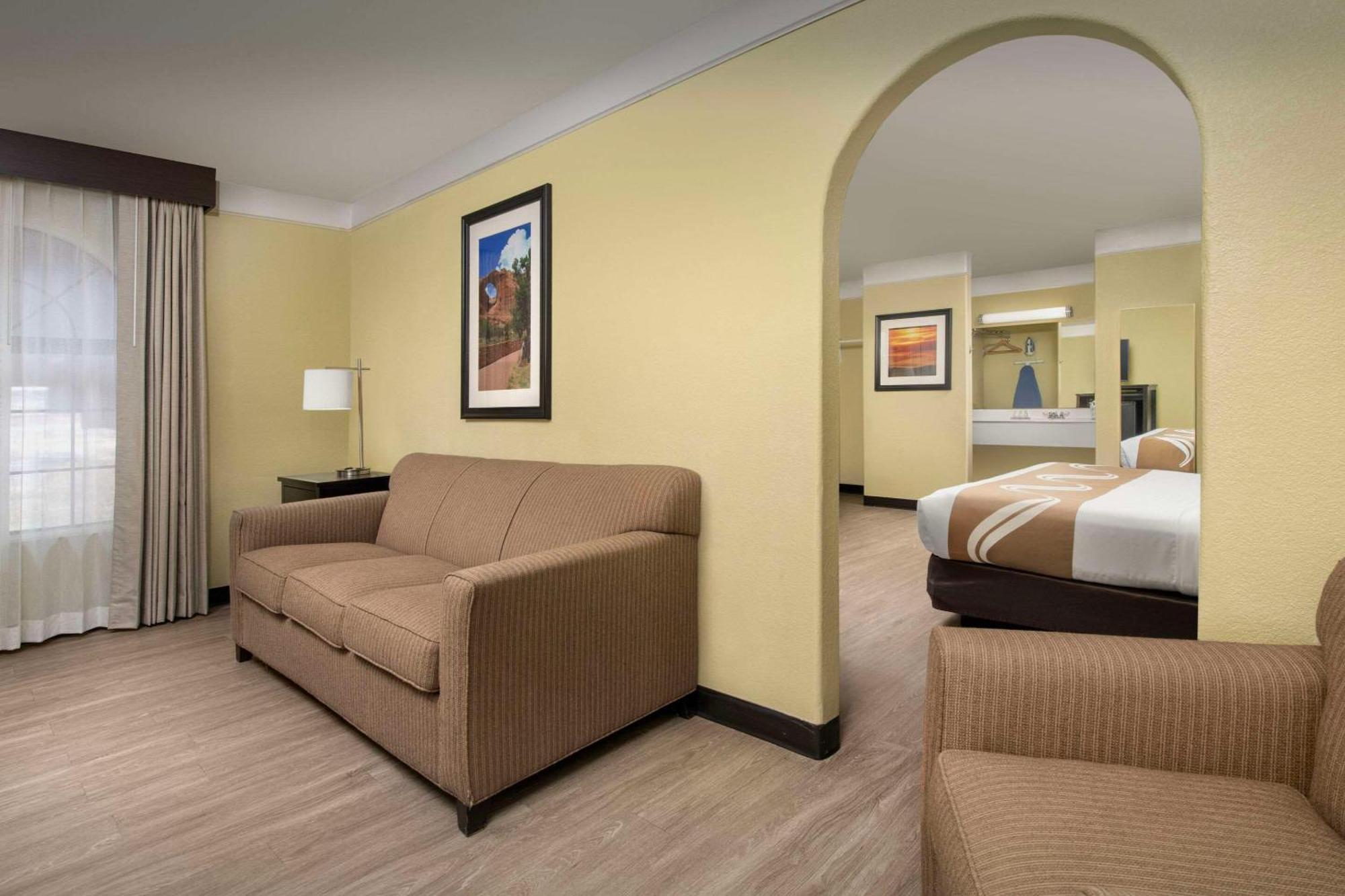 Quality Inn & Suites Gallup I-40 Exit 20 מראה חיצוני תמונה