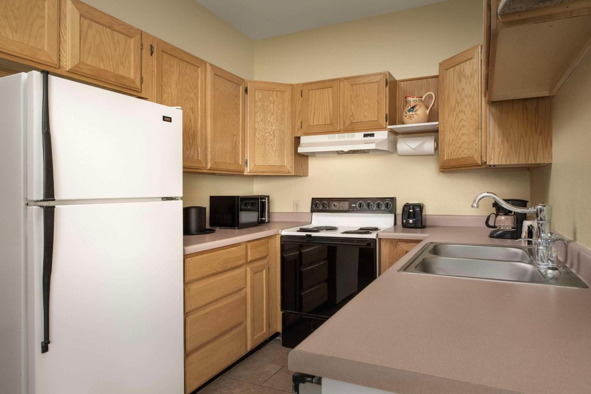Quality Inn & Suites Gallup I-40 Exit 20 מראה חיצוני תמונה