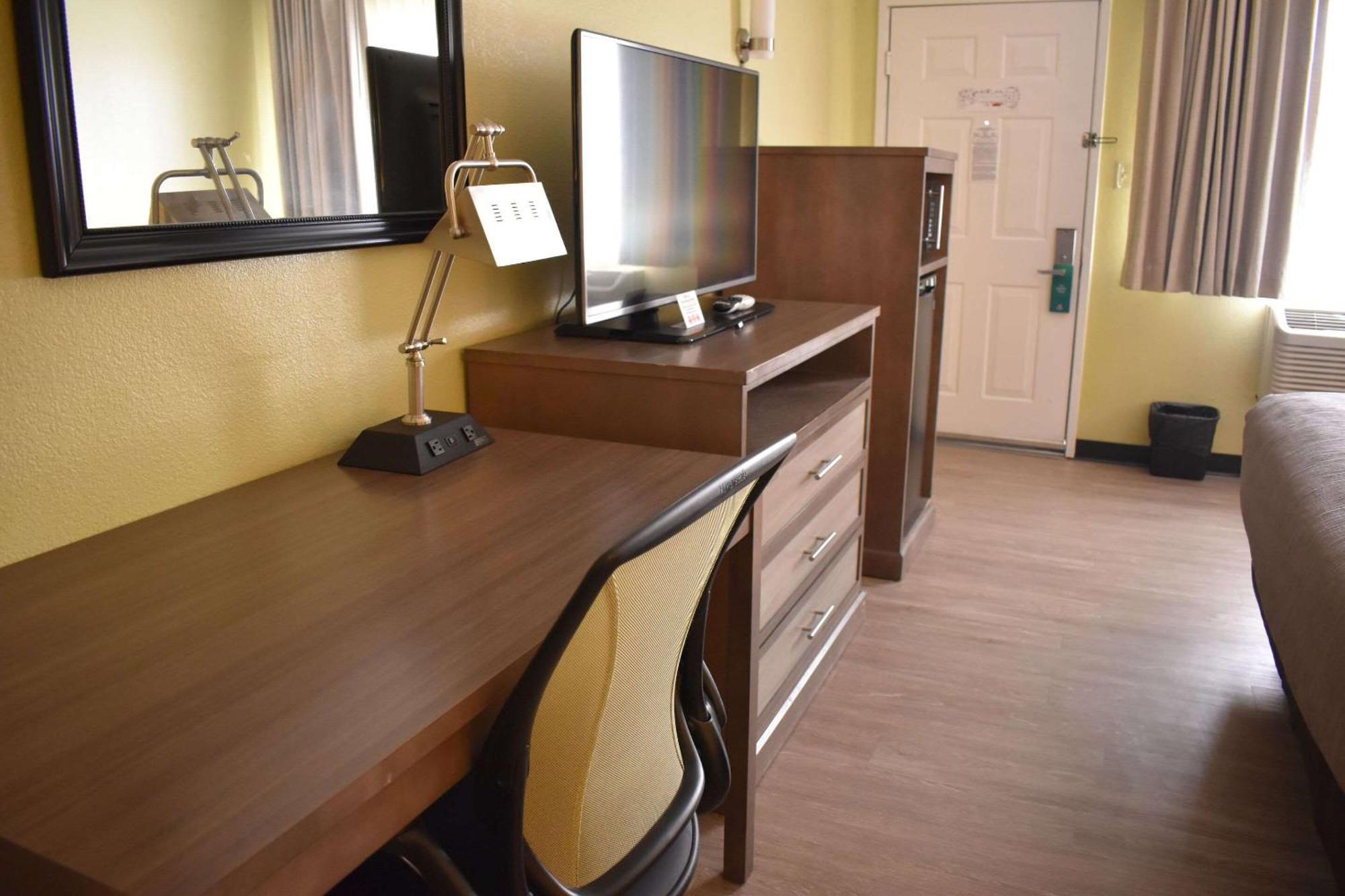 Quality Inn & Suites Gallup I-40 Exit 20 מראה חיצוני תמונה